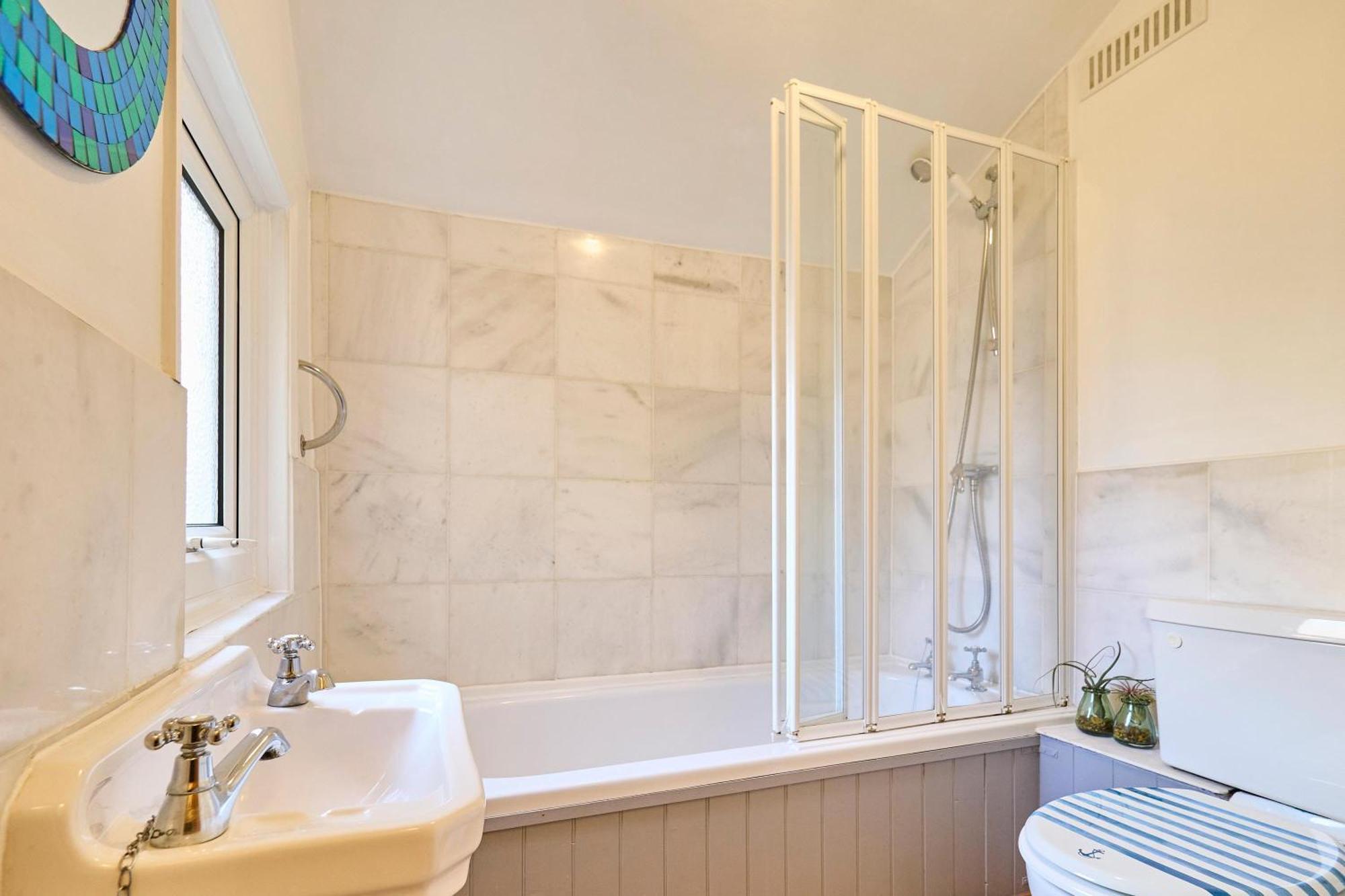 Host & Stay - Ethelbert Cottage Broadstairs Exteriör bild