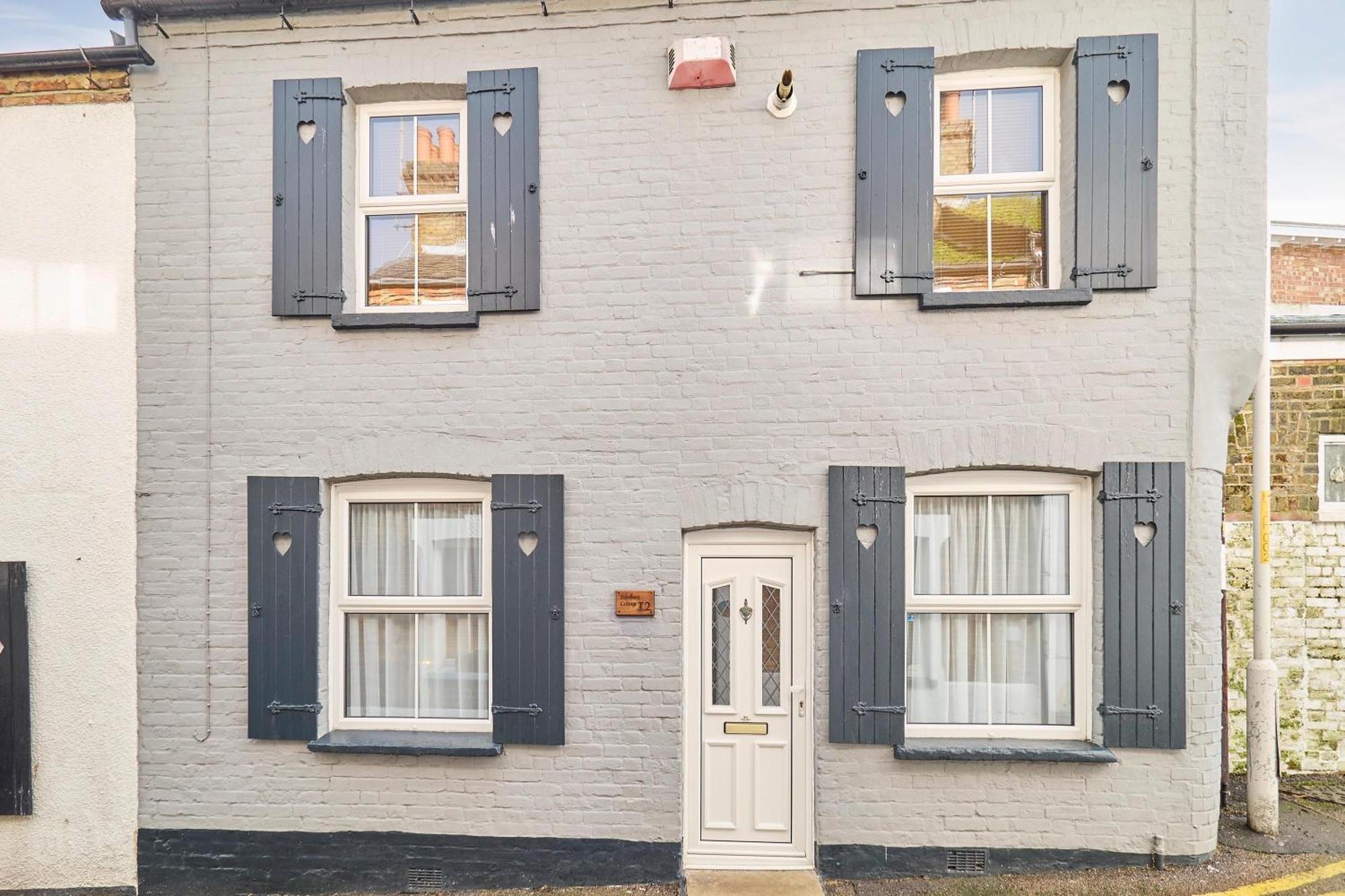 Host & Stay - Ethelbert Cottage Broadstairs Exteriör bild