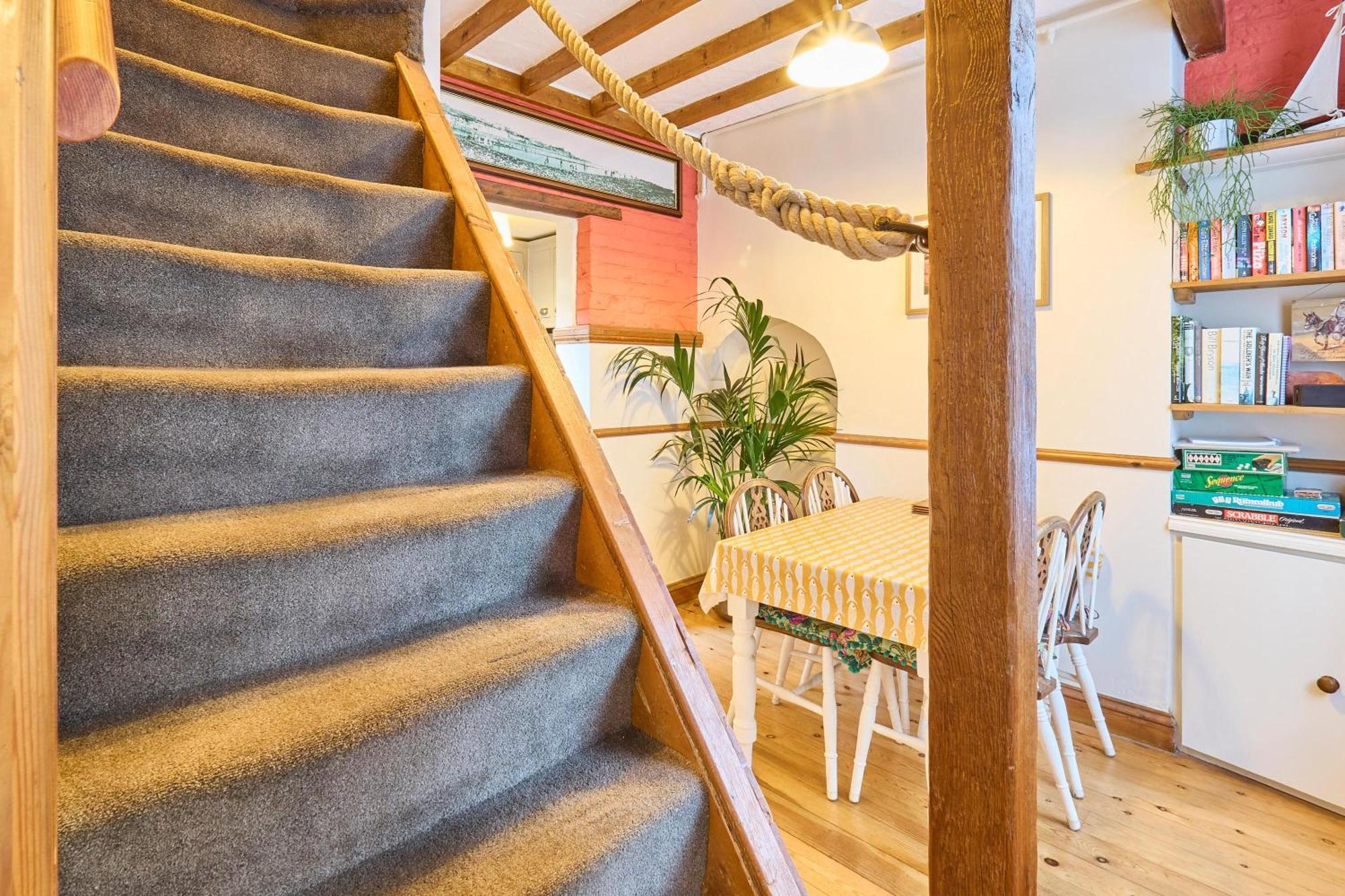 Host & Stay - Ethelbert Cottage Broadstairs Exteriör bild